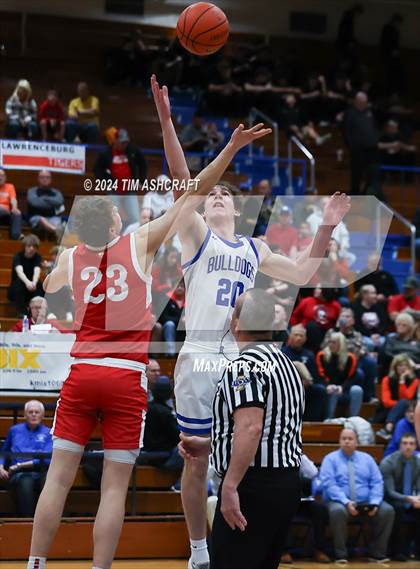 Thumbnail 2 in Connersville vs Batesville (IHSAA 3A Section 29 Semifinal) photogallery.