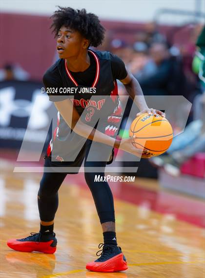 Thumbnail 3 in Tri-Cities vs Jonesboro (Hard In The Paint Classic) photogallery.