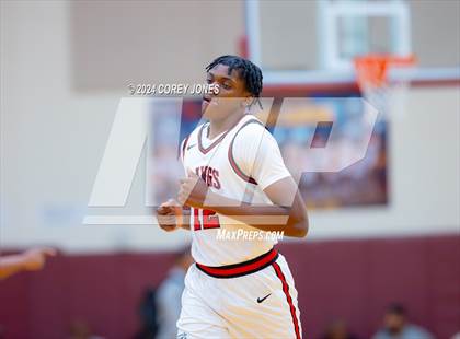 Thumbnail 2 in Tri-Cities vs Jonesboro (Hard In The Paint Classic) photogallery.