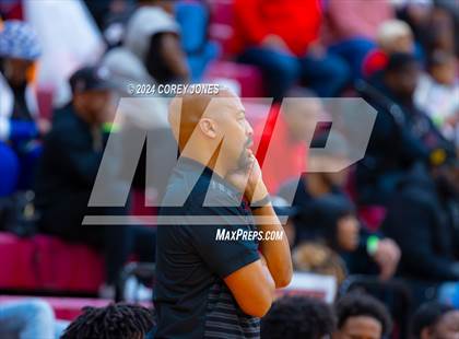 Thumbnail 3 in Tri-Cities vs Jonesboro (Hard In The Paint Classic) photogallery.