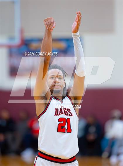 Thumbnail 3 in Tri-Cities vs Jonesboro (Hard In The Paint Classic) photogallery.
