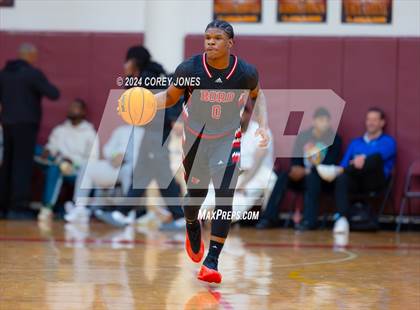 Thumbnail 3 in Tri-Cities vs Jonesboro (Hard In The Paint Classic) photogallery.