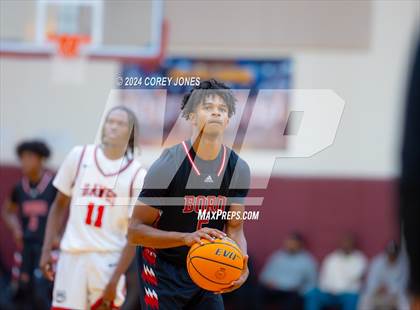 Thumbnail 2 in Tri-Cities vs Jonesboro (Hard In The Paint Classic) photogallery.