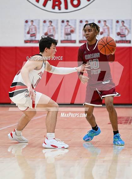 Thumbnail 1 in Edison Tech @ Penfield (NYSPHSAA Section V Class AA Round 1) photogallery.