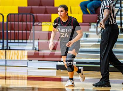Thumbnail 3 in Clark vs. Pearland (McDonald's Texas Invitational) photogallery.