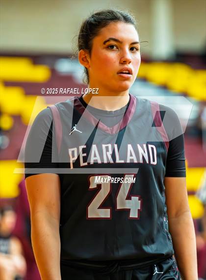 Thumbnail 2 in Clark vs. Pearland (McDonald's Texas Invitational) photogallery.