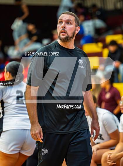 Thumbnail 3 in Clark vs. Pearland (McDonald's Texas Invitational) photogallery.