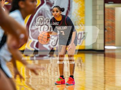 Thumbnail 3 in Clark vs. Pearland (McDonald's Texas Invitational) photogallery.
