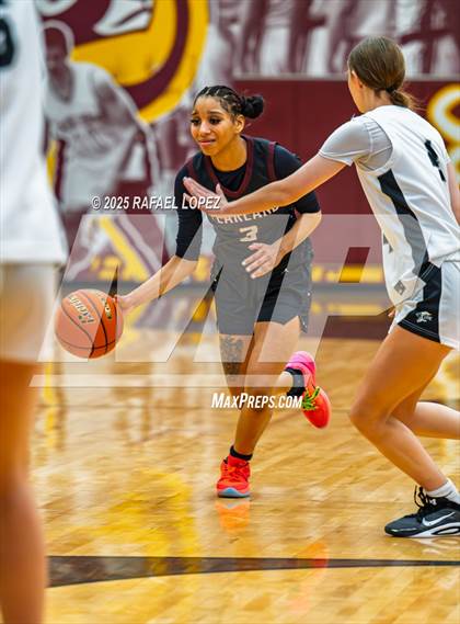 Thumbnail 1 in Clark vs. Pearland (McDonald's Texas Invitational) photogallery.