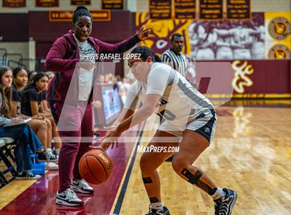 Thumbnail 3 in Clark vs. Pearland (McDonald's Texas Invitational) photogallery.