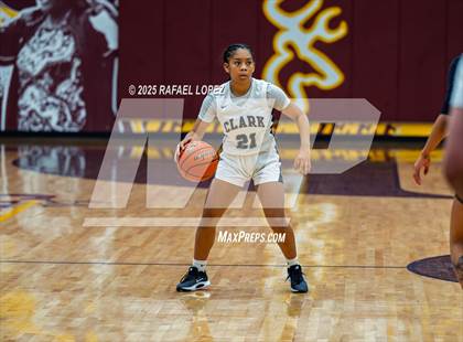 Thumbnail 3 in Clark vs. Pearland (McDonald's Texas Invitational) photogallery.