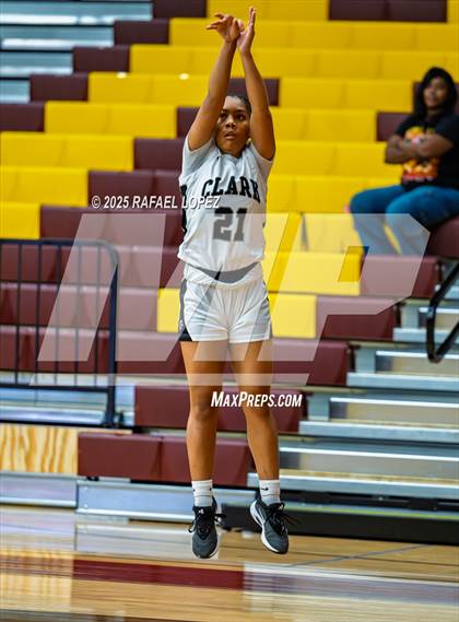 Thumbnail 2 in Clark vs. Pearland (McDonald's Texas Invitational) photogallery.