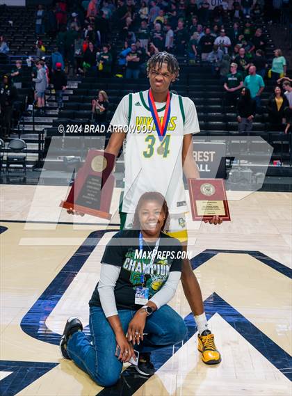 Thumbnail 3 in Seventy-First vs Central Cabarrus (NCHSAA 3A Final Awards) photogallery.