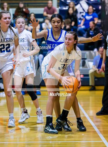 Thumbnail 3 in Needles vs. North Tahoe (NIAA 2A State Championship) photogallery.
