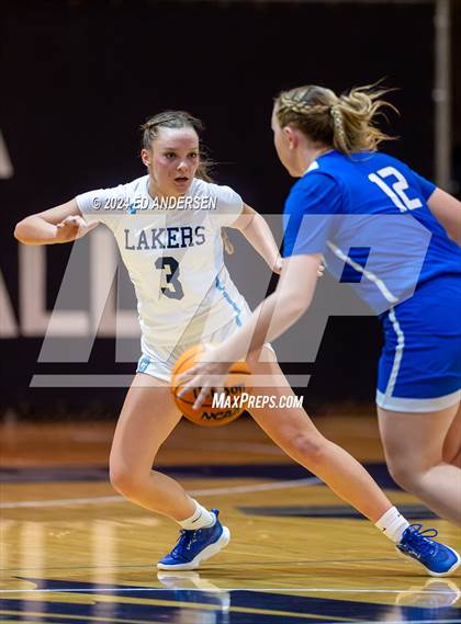 Thumbnail 3 in Needles vs. North Tahoe (NIAA 2A State Championship) photogallery.