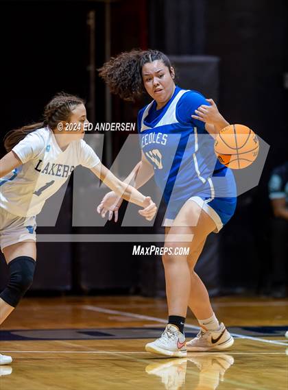 Thumbnail 2 in Needles vs. North Tahoe (NIAA 2A State Championship) photogallery.