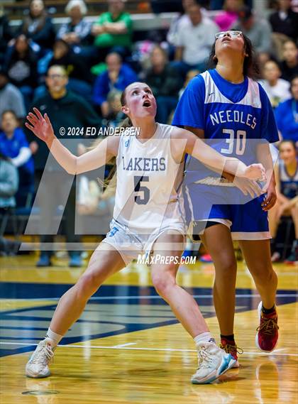 Thumbnail 2 in Needles vs. North Tahoe (NIAA 2A State Championship) photogallery.