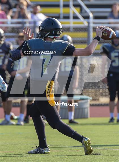 Thumbnail 2 in William Floyd @ Commack photogallery.