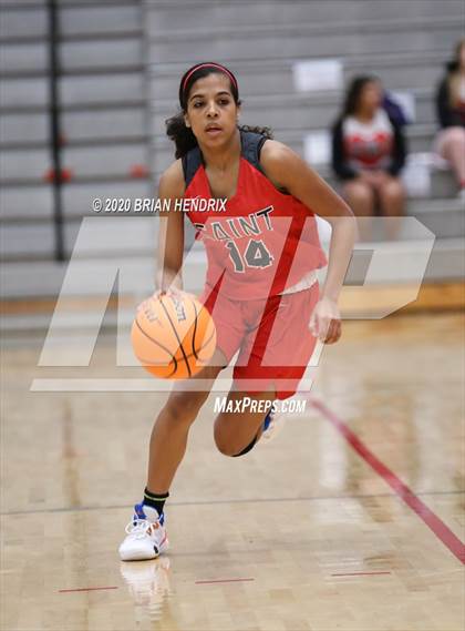 Thumbnail 2 in Newton-Conover vs. St. Stephens (Dick's Sporting Goods Classic) photogallery.
