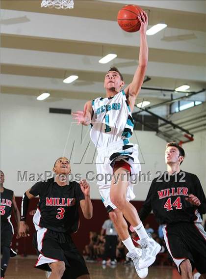 Thumbnail 1 in Sultana vs. Miller (MaxPreps Holiday Classic) photogallery.