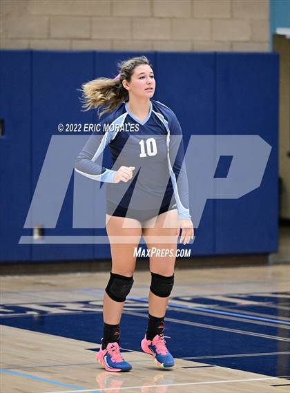 Thumbnail 2 in Vista vs University City (CIFSDS D2 1st Round) photogallery.