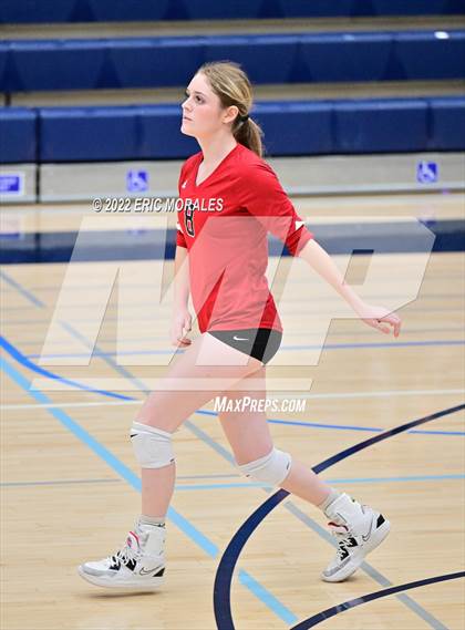 Thumbnail 2 in Vista vs University City (CIFSDS D2 1st Round) photogallery.