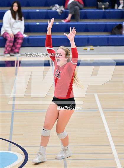 Thumbnail 1 in Vista vs University City (CIFSDS D2 1st Round) photogallery.
