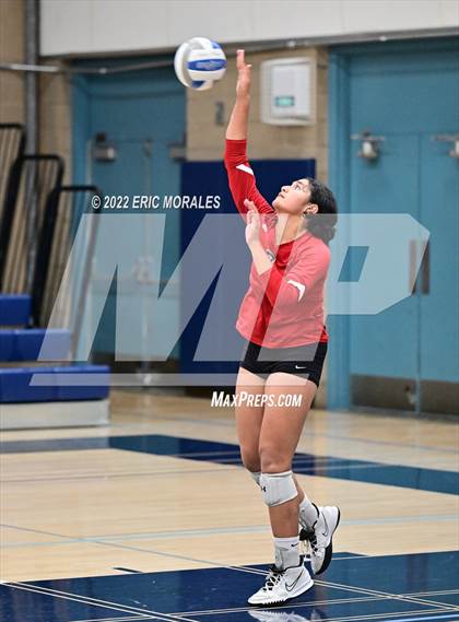 Thumbnail 2 in Vista vs University City (CIFSDS D2 1st Round) photogallery.