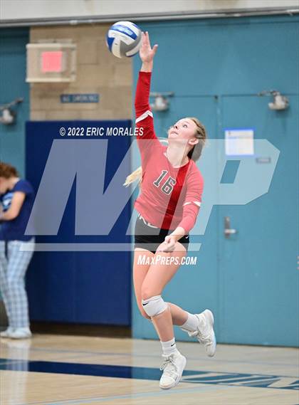 Thumbnail 1 in Vista vs University City (CIFSDS D2 1st Round) photogallery.