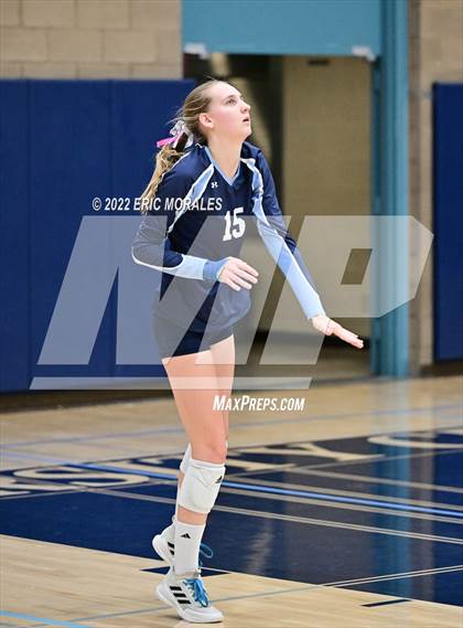 Thumbnail 2 in Vista vs University City (CIFSDS D2 1st Round) photogallery.