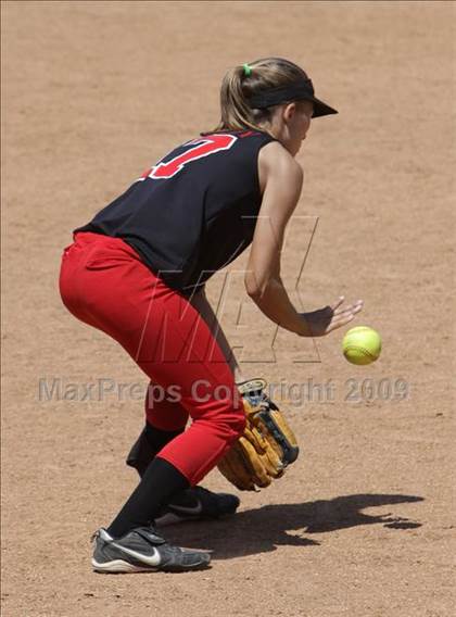Thumbnail 3 in Rosamond vs. Hesperia Christian (CIF SS D7 Final) photogallery.