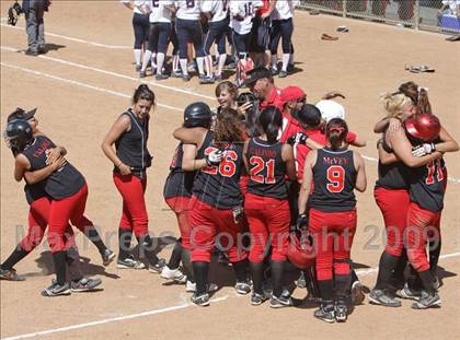 Thumbnail 2 in Rosamond vs. Hesperia Christian (CIF SS D7 Final) photogallery.