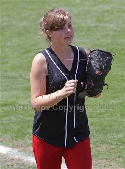 Thumbnail 2 in Rosamond vs. Hesperia Christian (CIF SS D7 Final) photogallery.