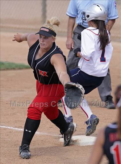 Thumbnail 3 in Rosamond vs. Hesperia Christian (CIF SS D7 Final) photogallery.