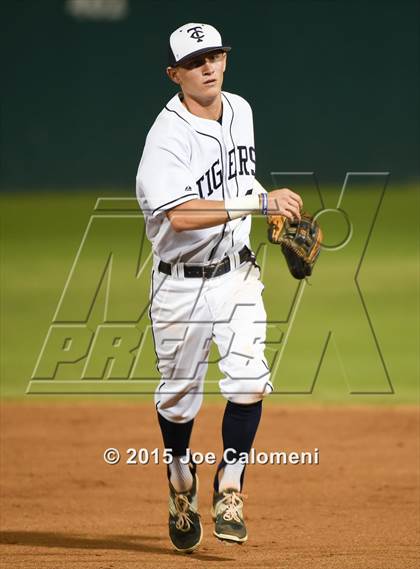 Thumbnail 2 in Johnson [Claudia Taylor] vs Carroll (UIL 6A Area Playoff) photogallery.