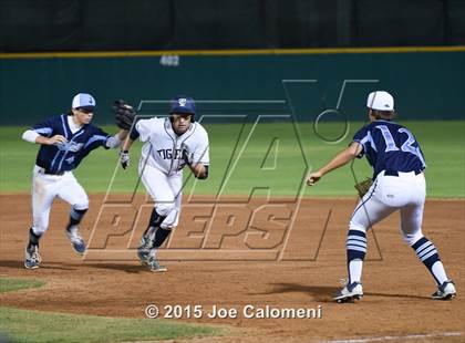 Thumbnail 1 in Johnson [Claudia Taylor] vs Carroll (UIL 6A Area Playoff) photogallery.