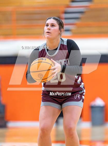 Thumbnail 3 in Dobyns Bennett @ Elizabethton photogallery.