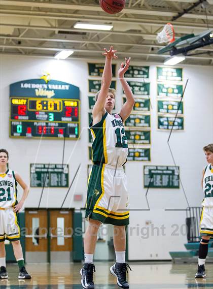 Thumbnail 3 in Dominion @ Loudoun Valley photogallery.