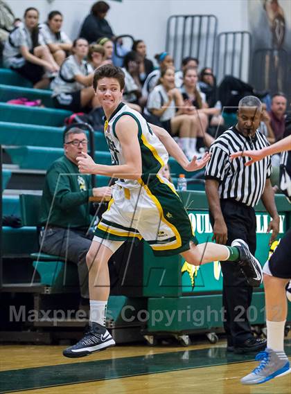 Thumbnail 1 in Dominion @ Loudoun Valley photogallery.