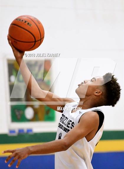 Thumbnail 3 in Desert Oasis vs Spring Valley photogallery.