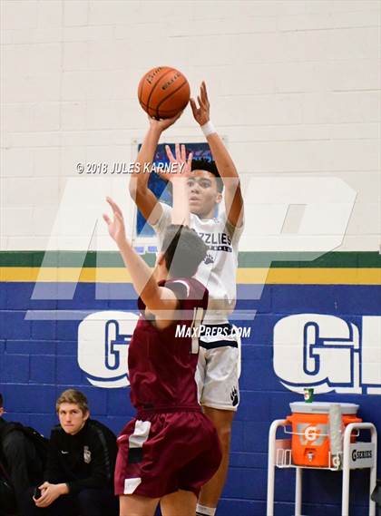 Thumbnail 3 in Desert Oasis vs Spring Valley photogallery.