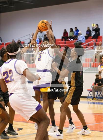 Thumbnail 1 in Columbus vs. Hattiesburg (River City Classic Tournament) photogallery.