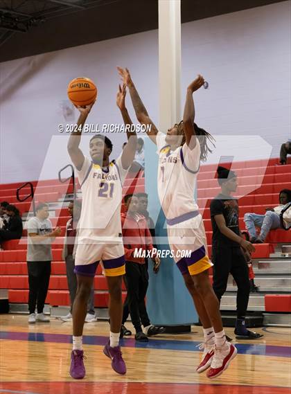 Thumbnail 2 in Columbus vs. Hattiesburg (River City Classic Tournament) photogallery.