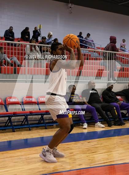 Thumbnail 3 in Columbus vs. Hattiesburg (River City Classic Tournament) photogallery.