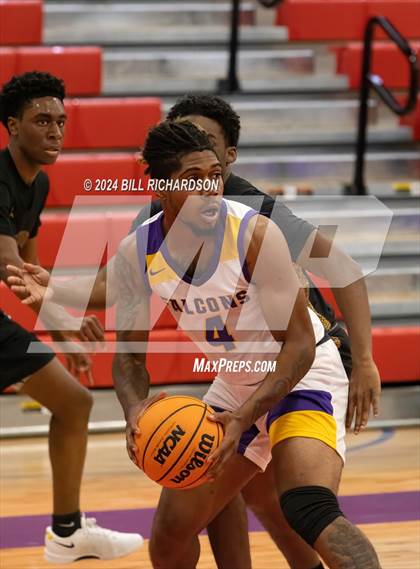 Thumbnail 1 in Columbus vs. Hattiesburg (River City Classic Tournament) photogallery.