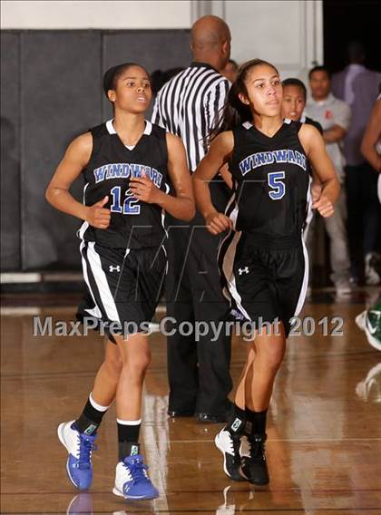 Thumbnail 3 in Windward vs. Long Beach Poly (Real Run Classic) photogallery.