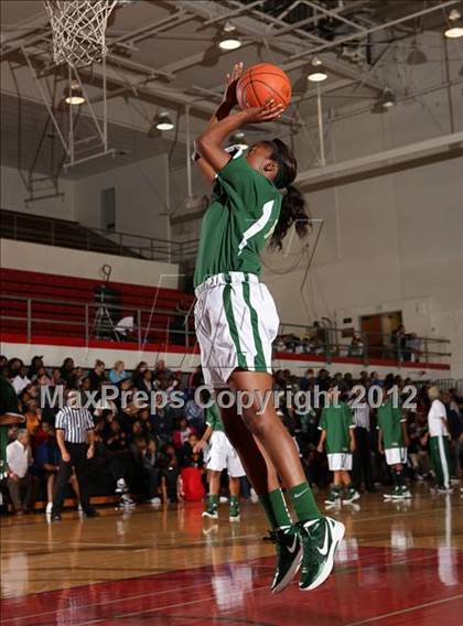 Thumbnail 2 in Windward vs. Long Beach Poly (Real Run Classic) photogallery.