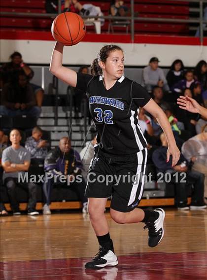 Thumbnail 1 in Windward vs. Long Beach Poly (Real Run Classic) photogallery.