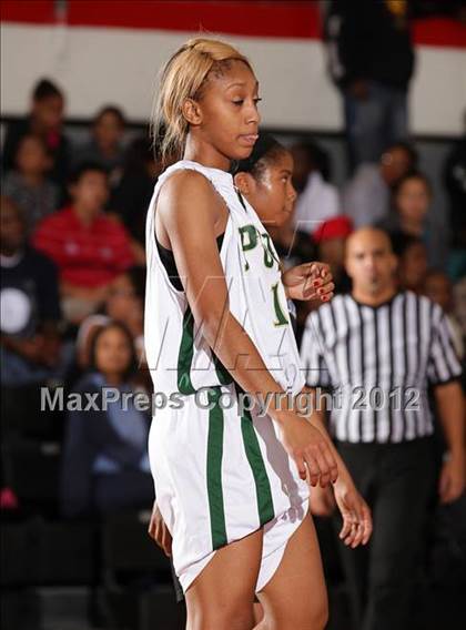 Thumbnail 2 in Windward vs. Long Beach Poly (Real Run Classic) photogallery.
