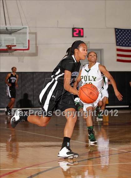 Thumbnail 3 in Windward vs. Long Beach Poly (Real Run Classic) photogallery.